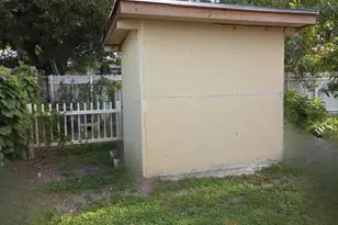 3140 NW 100th St, Miami, FL 33147 - Photo 17