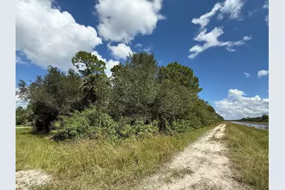 6000 Vera Avenue N, Lehigh Acres, FL 33971 - Photo 7