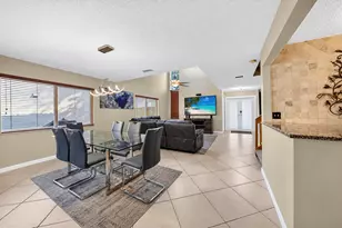 9871 NW 5th Pl, Plantation, FL 33324 - Photo 7