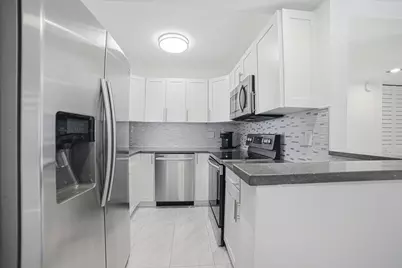 5375 SW 40th Avenue #105, Dania Beach, FL 33314 - Photo 9