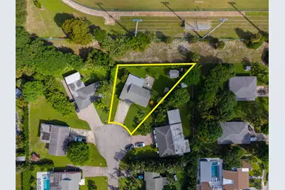 2219 E Pineridge Court, Delray Beach, FL 33444 - Photo 37