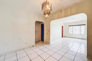 511 NW 46th St, Miami, FL 33127 - Photo 13