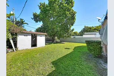 511 NW 46th Street, Miami, FL 33127 - Photo 27