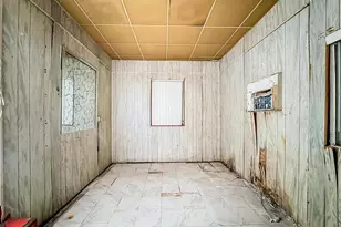 511 NW 46th St, Miami, FL 33127 - Photo 25