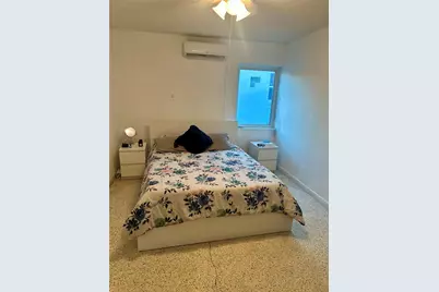 1135 NW 4th Street #5, Miami, FL 33128 - Photo 5