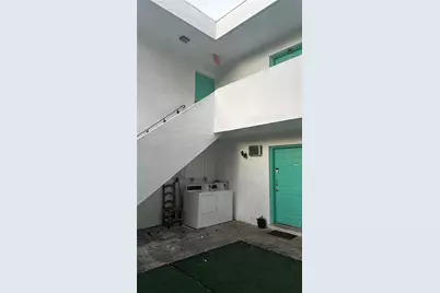 1135 NW 4th Street #5, Miami, FL 33128 - Photo 9