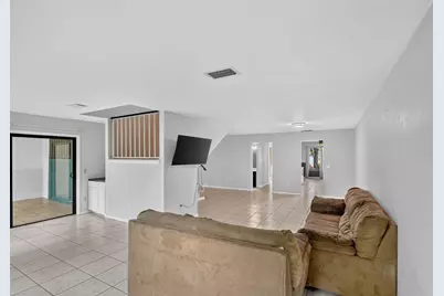 11870 Donlin Drive, Wellington, FL 33414 - Photo 17