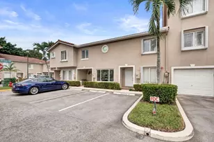 235 Riviera Cir, Weston, FL 33326 - Photo 7
