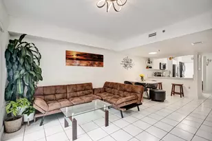 235 Riviera Cir, Weston, FL 33326 - Photo 13