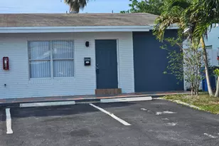 671 NE 46th Ct, Oakland Park, FL 33334 - Photo 29