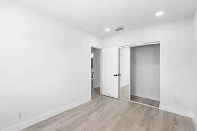 1101 NW 23rd Terrace NW, Fort Lauderdale, FL 33311 - Photo 27