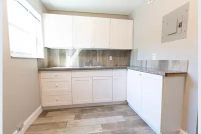 3392 2nd Avenue N, Palm Springs, FL 33461 - Photo 3