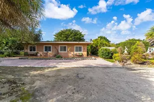 16020 SW 208th Ave, Miami, FL 33187 - Photo 3
