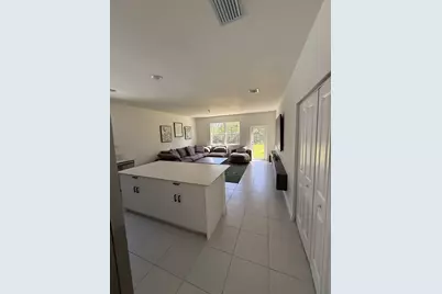 2402 SE 30th Street, Homestead, FL 33035 - Photo 7