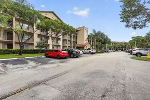 801 SW 141st Ave, Pembroke Pines, FL 33027 - Photo 23