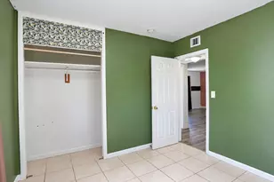 1805 NW 13th Ct, Fort Lauderdale, FL 33311 - Photo 23