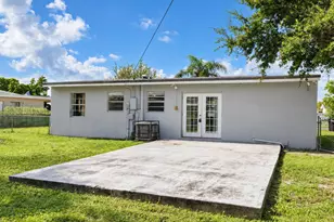 1805 NW 13th Ct, Fort Lauderdale, FL 33311 - Photo 29