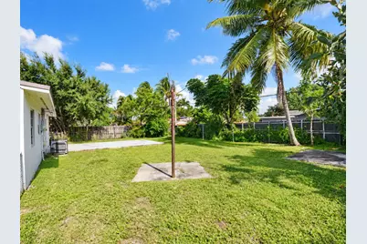 1805 NW 13th Court, Fort Lauderdale, FL 33311 - Photo 31