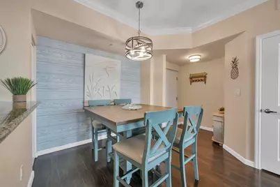 975 NW Flagler Avenue #304, Stuart, FL 34994 - Photo 5