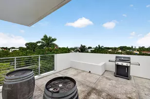 714 NE 14th Ave, Fort Lauderdale, FL 33304 - Photo 77