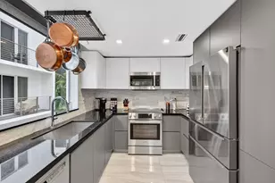 714 NE 14th Ave, Fort Lauderdale, FL 33304 - Photo 41
