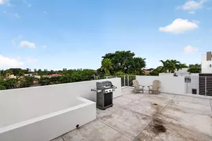 714 NE 14th Ave, Fort Lauderdale, FL 33304 - Photo 79
