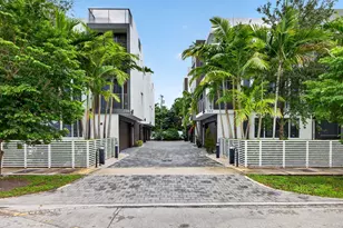 714 NE 14th Ave, Fort Lauderdale, FL 33304 - Photo 11