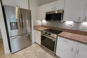 4639 SW 12th Pl, Deerfield Beach, FL 33442 - Photo 7
