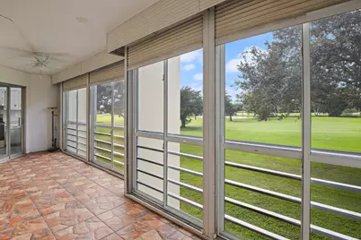 3951 Via Poinciana #211, Lake Worth, FL 33467 - Photo 25