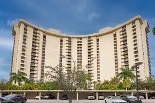 2480 Presidential Way, West Palm Beach, FL 33401 - Photo 1