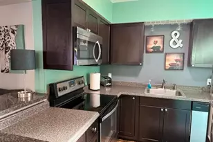 2225 NE 14th Ave, Wilton Manors, FL 33305 - Photo 3