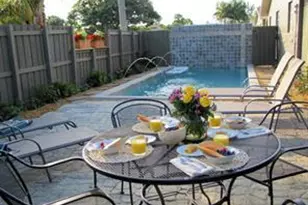 2225 NE 14th Ave, Wilton Manors, FL 33305 - Photo 9