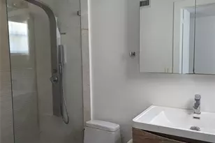 4102 Forest Dr, Weston, FL 33332 - Photo 9