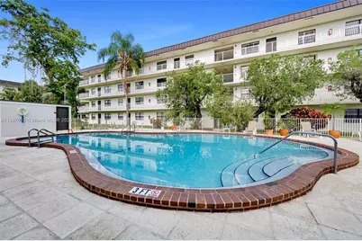 500 NE 2nd Street #204, Dania Beach, FL 33004 - Photo 23