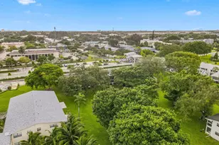 16 Westbury A Circle, Deerfield Beach, FL 33442 - Photo 29