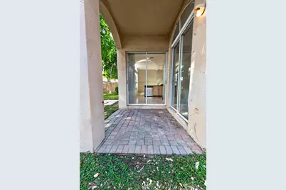 7758 NW 17th Place, Pembroke Pines, FL 33024 - Photo 23