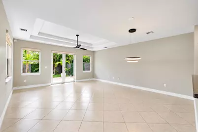 612 SW 10th Street, Fort Lauderdale, FL 33315 - Photo 11
