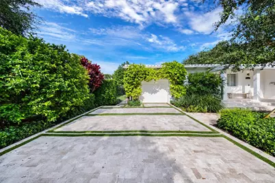 919 Granada Groves Court, Coral Gables, FL 33134 - Photo 3