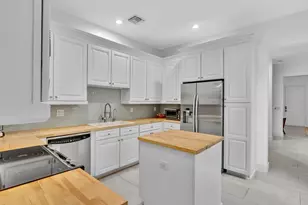 790 NW 83rd Ln, Boca Raton, FL 33487 - Photo 21