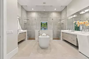 3500 Embassy Dr, West Palm Beach, FL 33401 - Photo 23