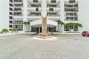 300 Three Islands Blvd, Hallandale Beach, FL 33009 - Photo 33