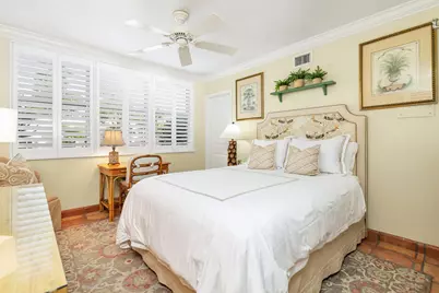401 Peruvian Avenue #1050, Palm Beach, FL 33480 - Photo 7