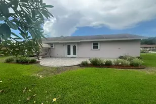 132 Bobwhite Rd, Royal Palm Beach, FL 33411 - Photo 11