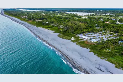 8666 SE Mars Street, Hobe Sound, FL 33455 - Photo 11