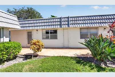 152 Valencia G Boulevard, Delray Beach, FL 33446 - Photo 3