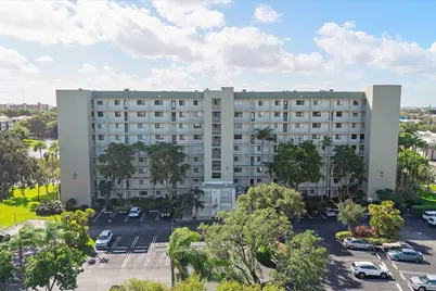 2240 N Cypress Bend Drive #704, Pompano Beach, FL 33069 - Photo 35