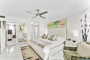 2240 N Cypress Bend Dr, Pompano Beach, FL 33069 - Photo 13