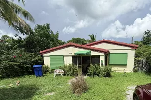 1523 NE 173rd St, North Miami Beach, FL 33162 - Photo 1