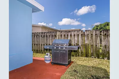 8451 NW 25th Court, Sunrise, FL 33322 - Photo 29