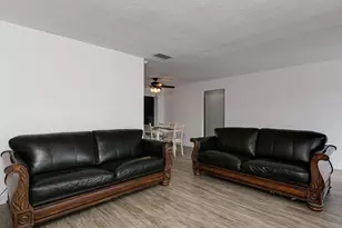 8451 NW 25th Ct, Sunrise, FL 33322 - Photo 5